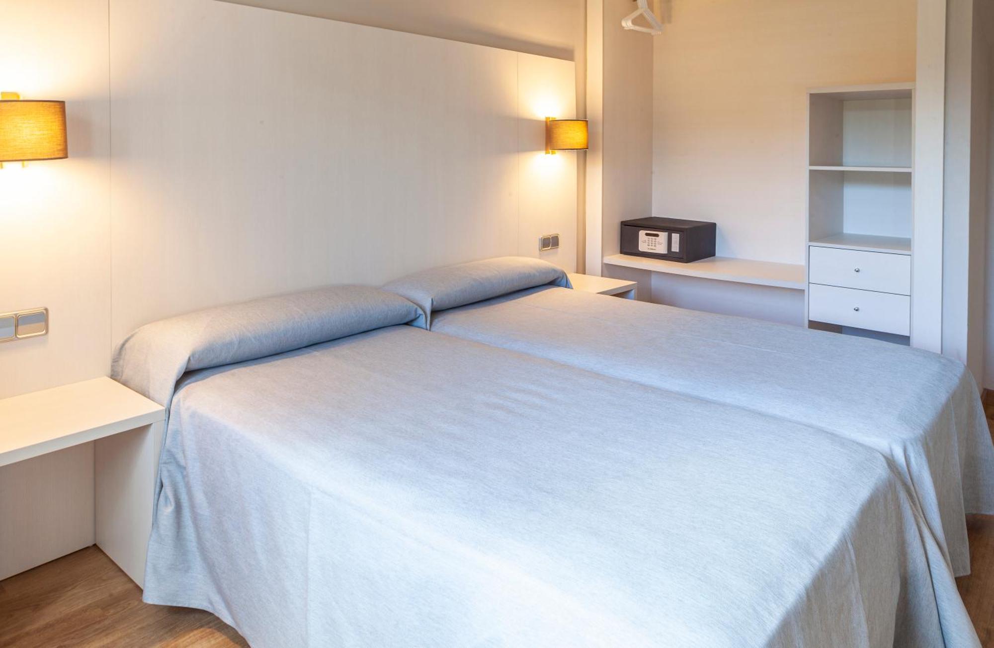 Minura & D'aljandar 4*